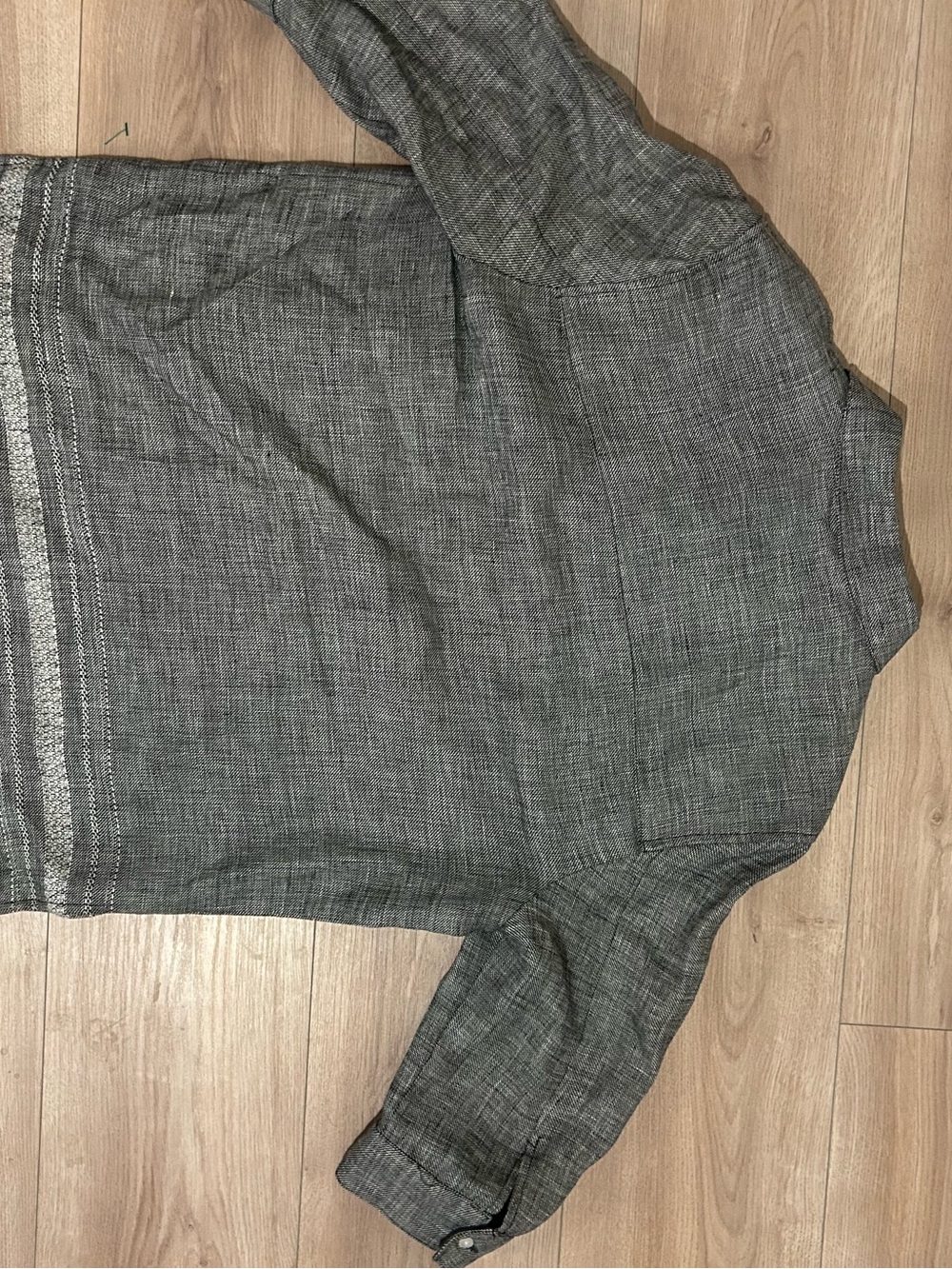 Norton McNaughton Gray Button-Up Linen Blend Blouse - Picture 6 of 6